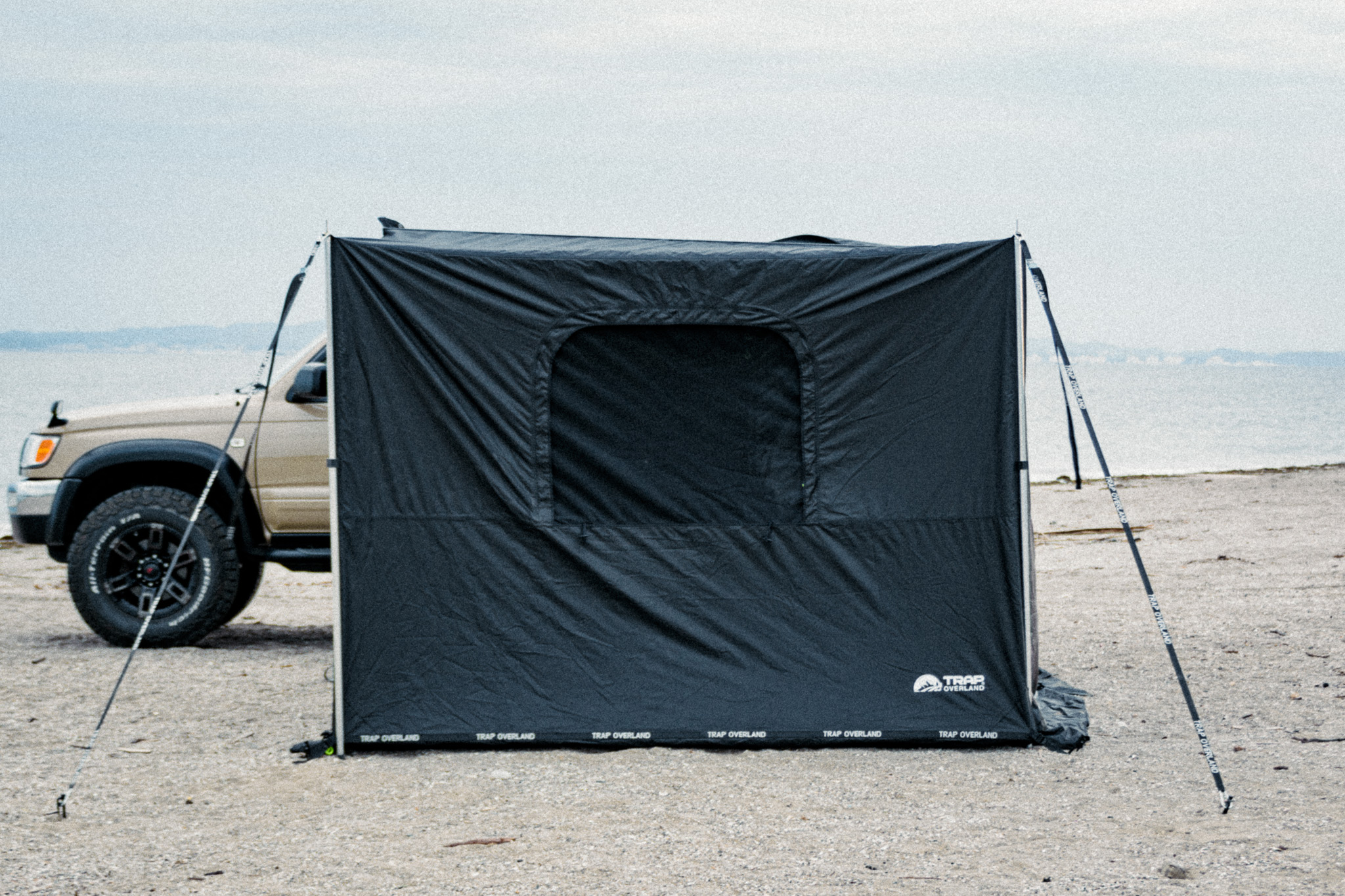 Trail Awning Plus Room 正面