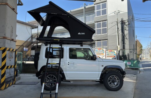 ジムニーにTRAP OVERLAND のルーフテントを取り付け！