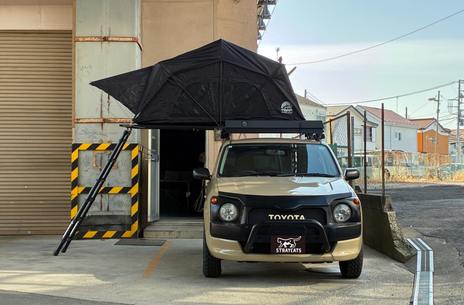 ルーフテントをプロボックスに取り付けました!