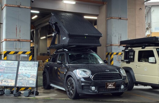 MINIにTRAP OVERLANDのルーフテントを取り付け！